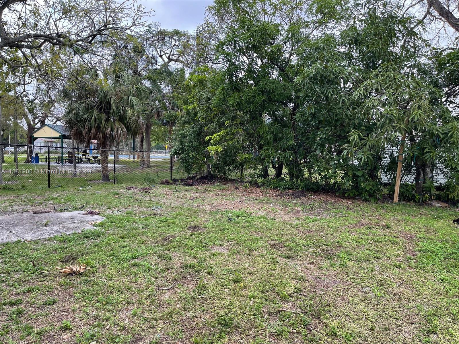 BROWARD PARK - Residential