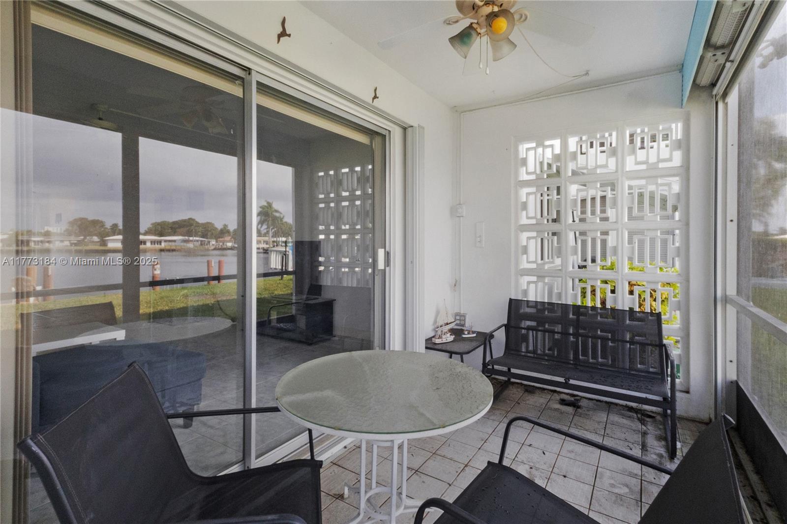 Palm Terrace - Residential