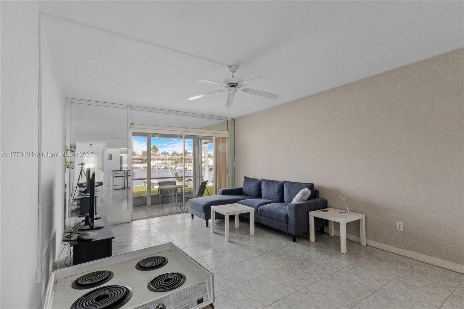 Palm Terrace - Residential