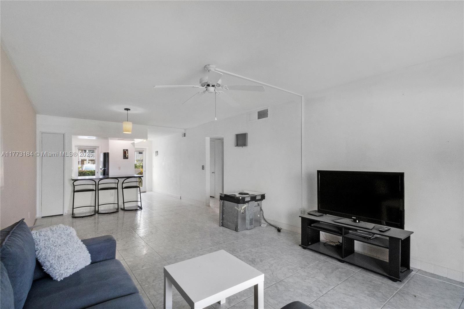 Palm Terrace - Residential