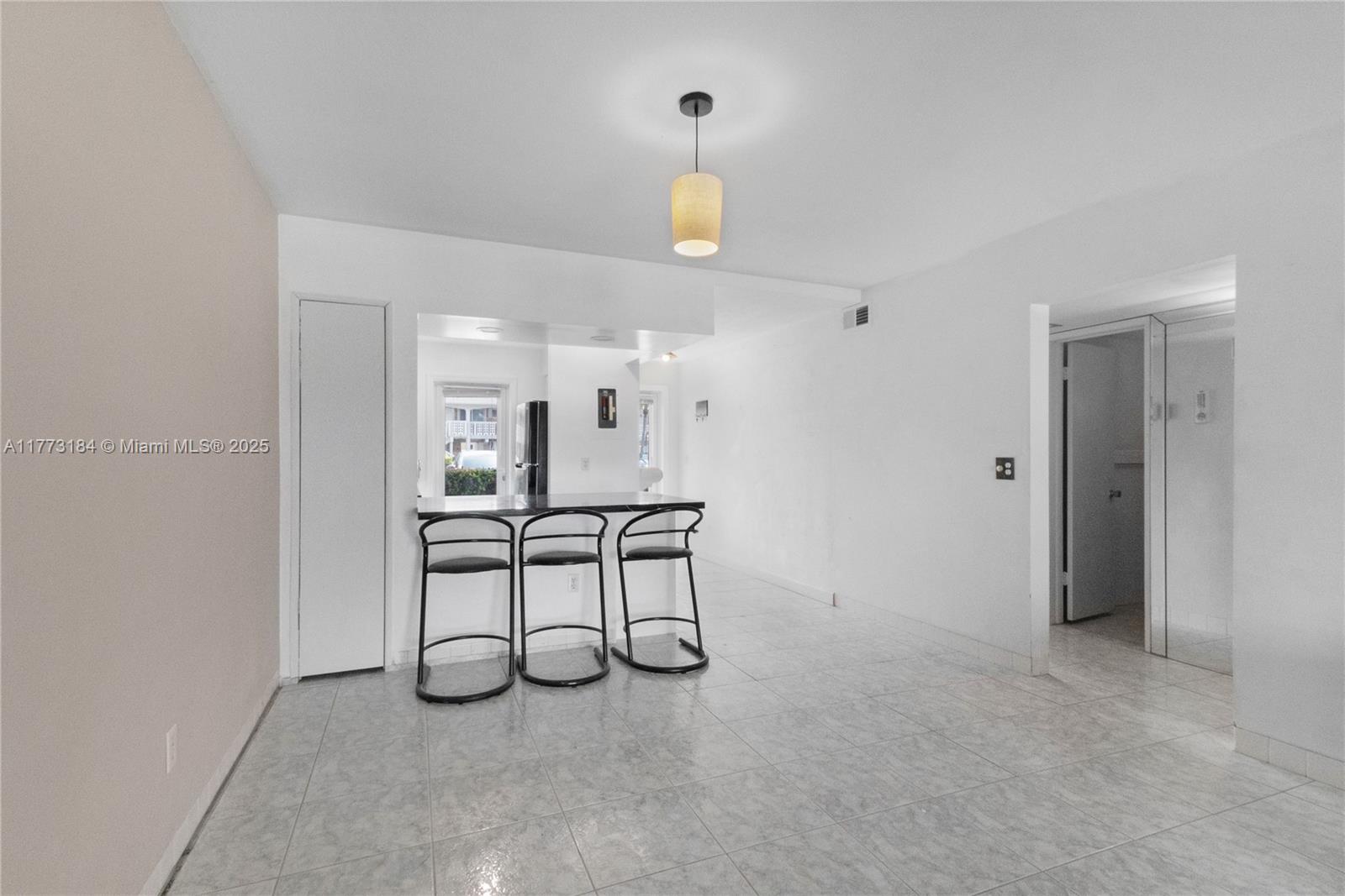 Palm Terrace - Residential