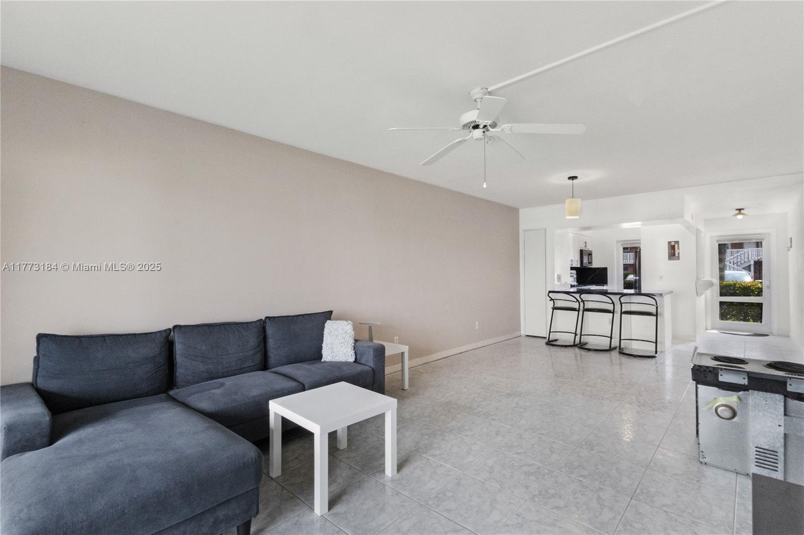 750 Pine Dr 3