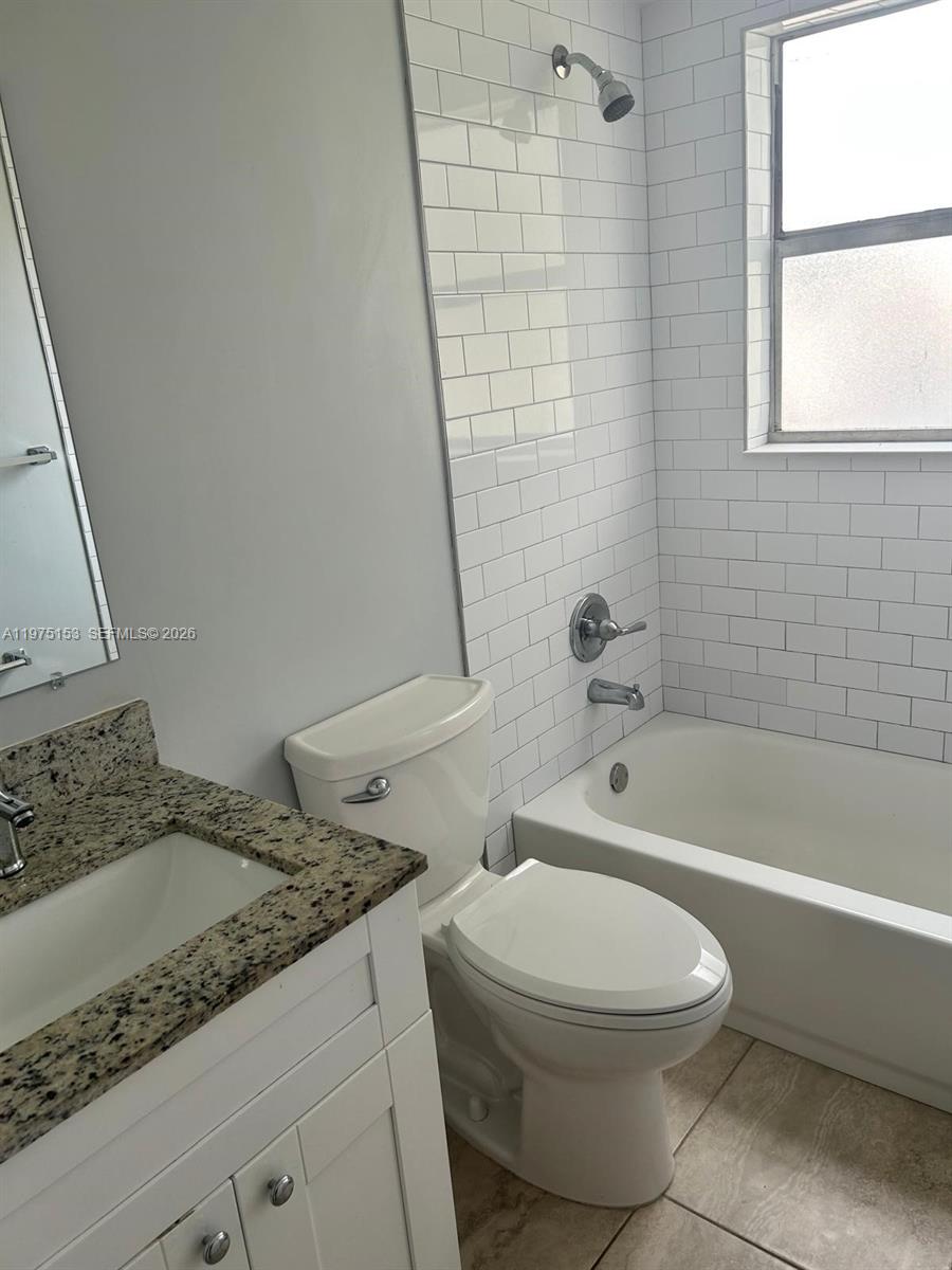 LAKEWOOD VILLAGE - Residential Lease