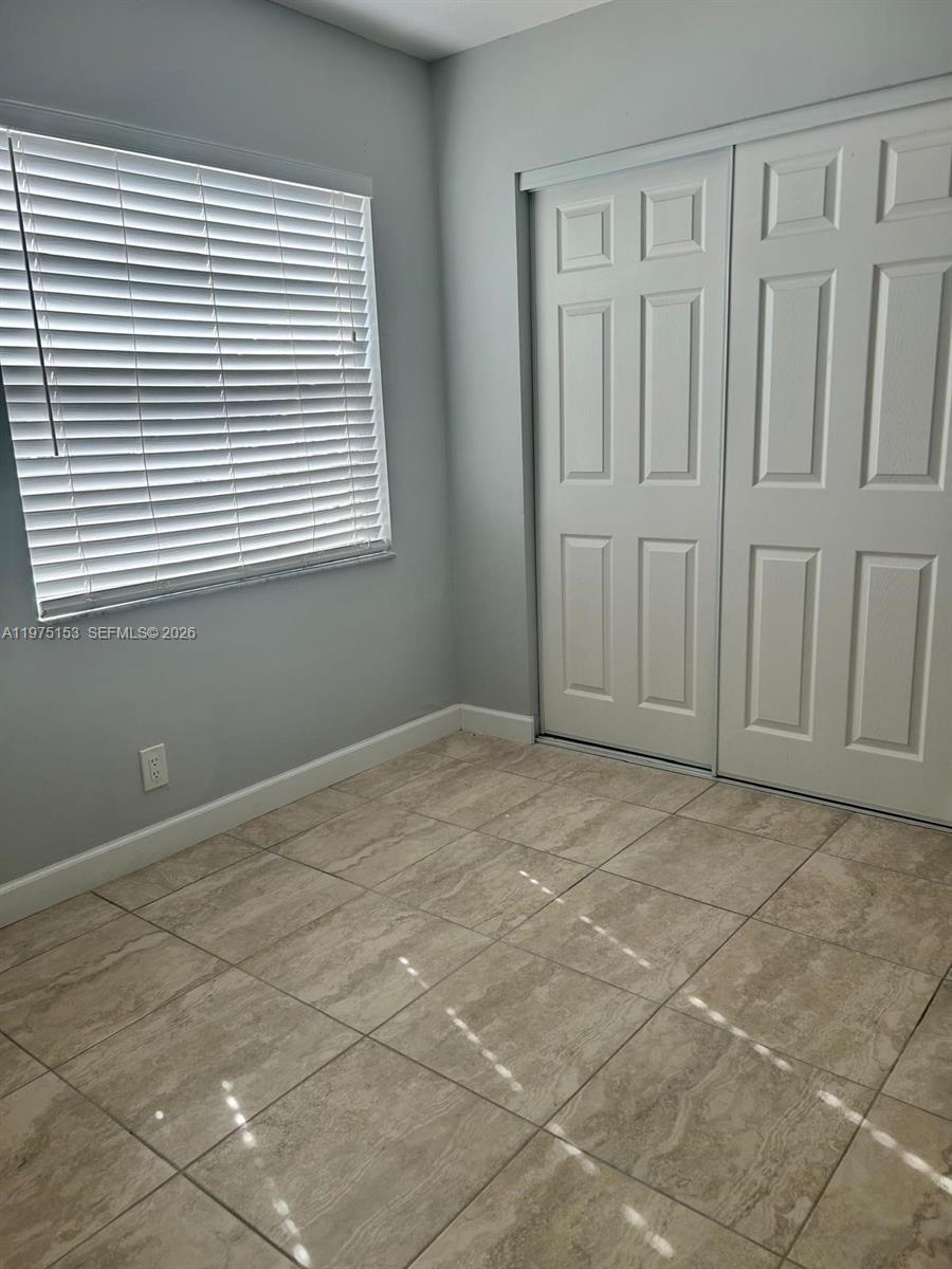 LAKEWOOD VILLAGE - Residential Lease