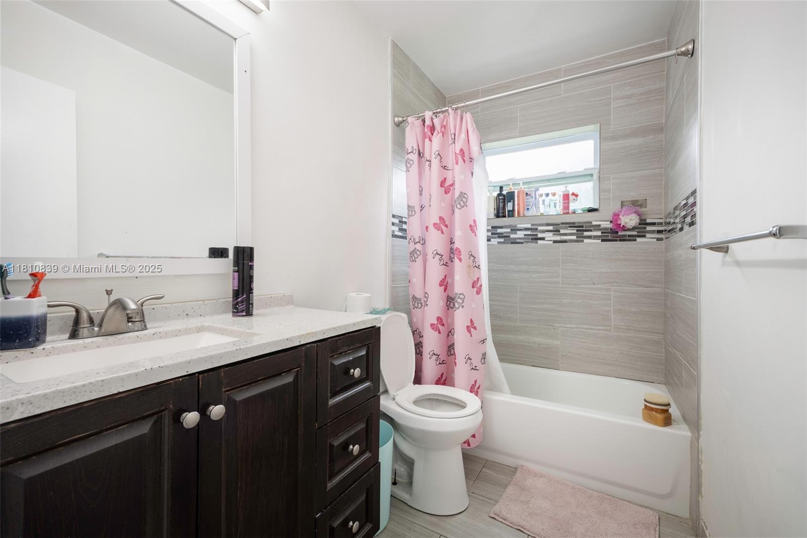 LINWOOD GARDENS NO 1 - Residential