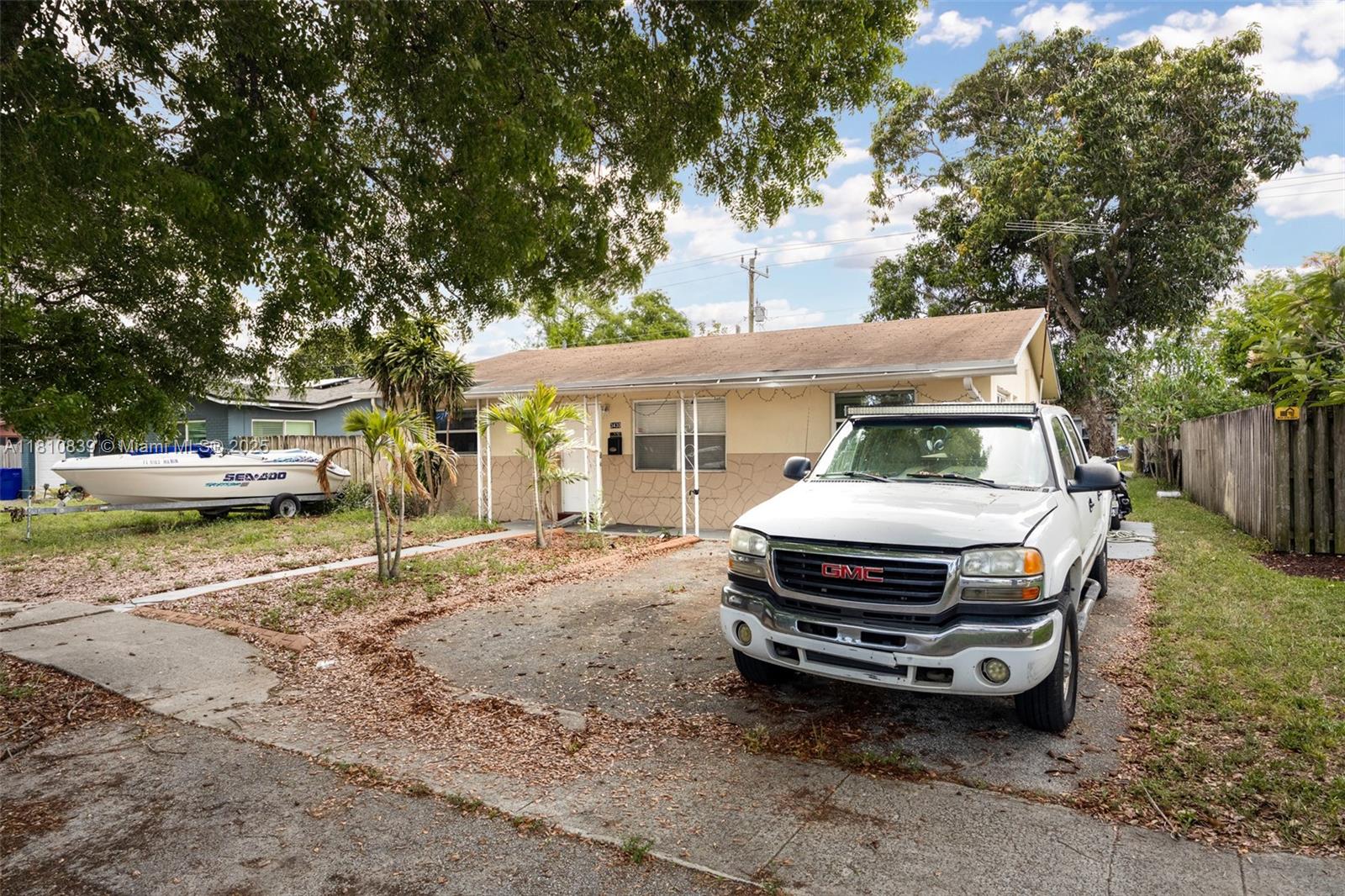 3430 N 65th Ave, Hollywood, Broward County, Florida - 3 Bedrooms  
2 Bathrooms - 