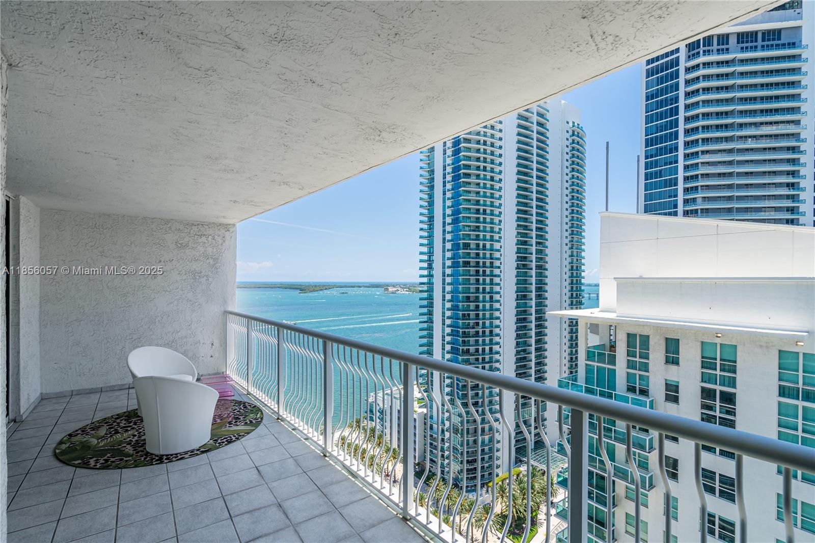 THE CLUB AT BRICKELL BAY - Residential