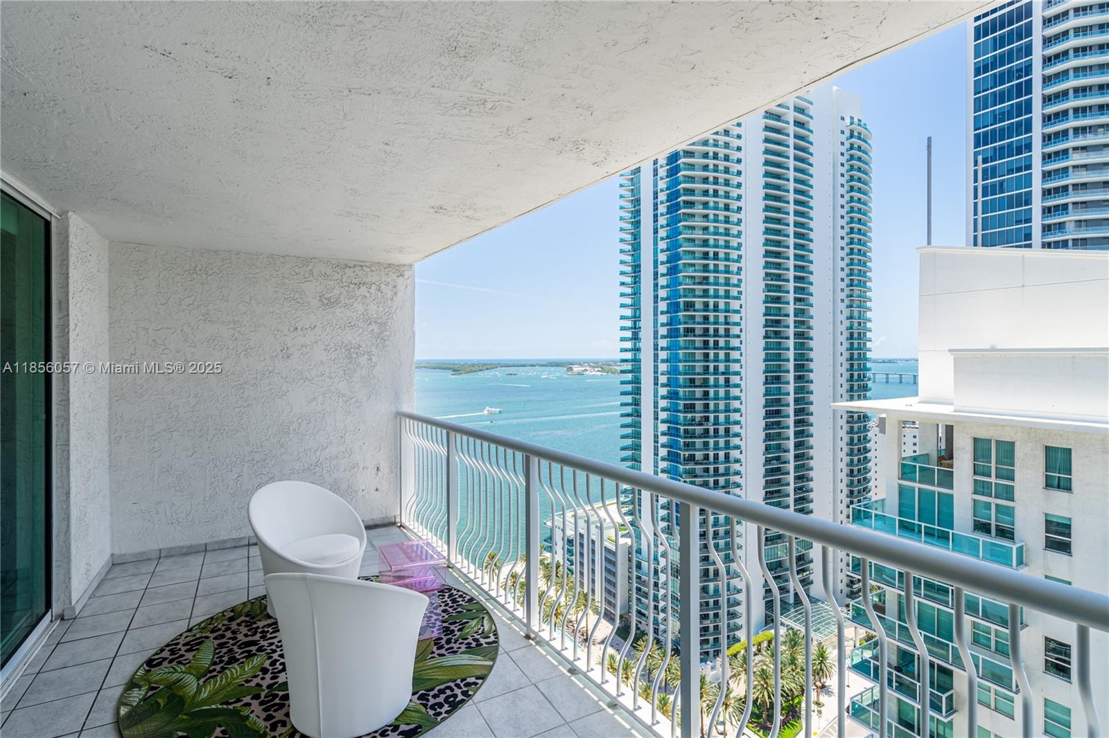 THE CLUB AT BRICKELL BAY - Residential