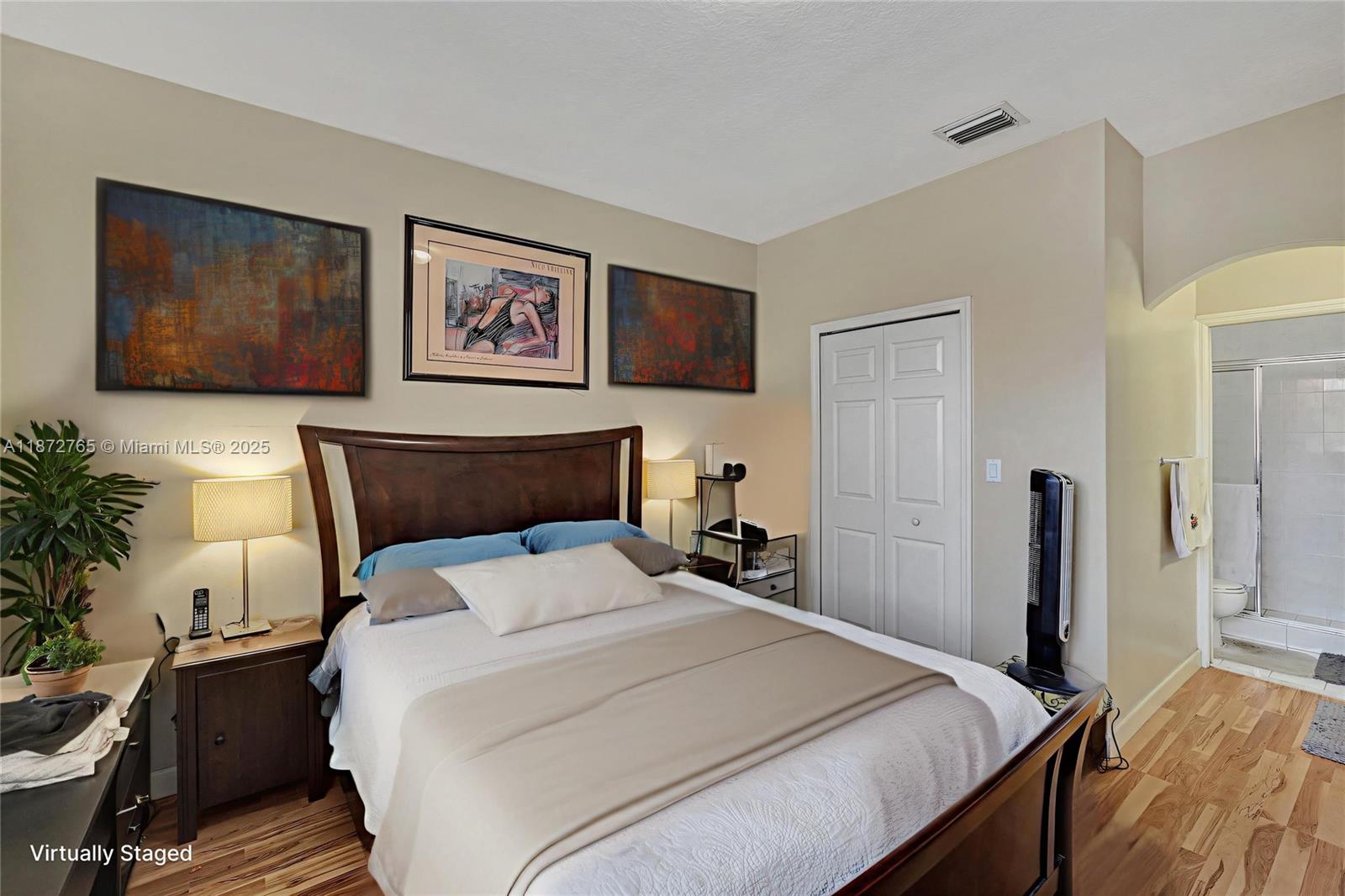 HAMPTON ISLES CONDO - Residential