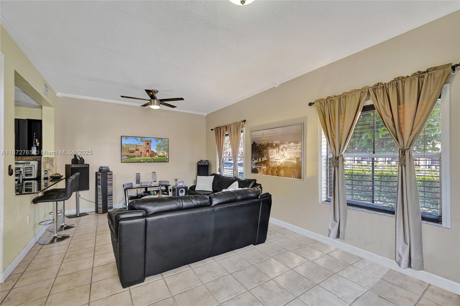 HAMPTON ISLES CONDO - Residential