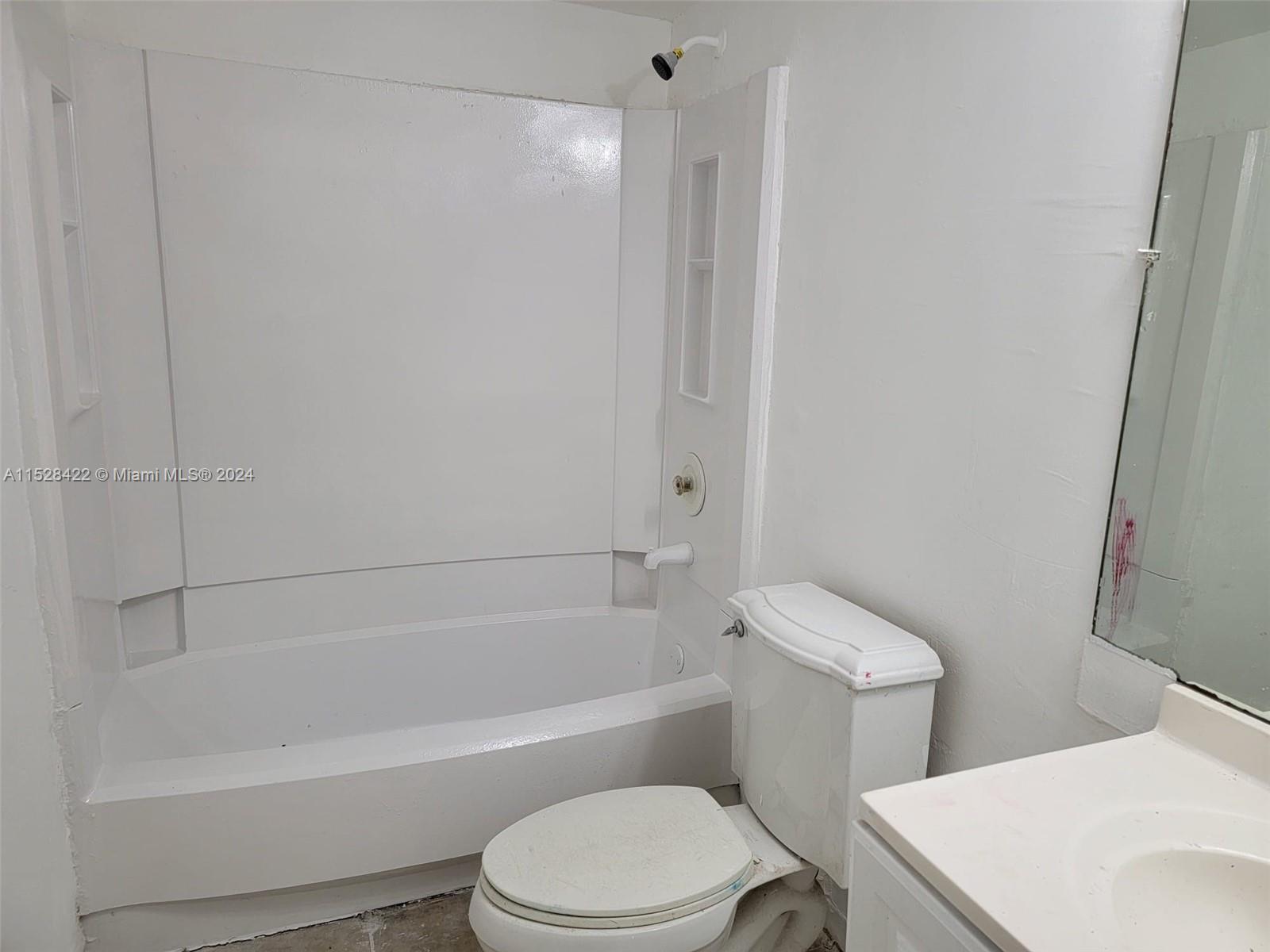 BROWARD PARK - Residential Lease