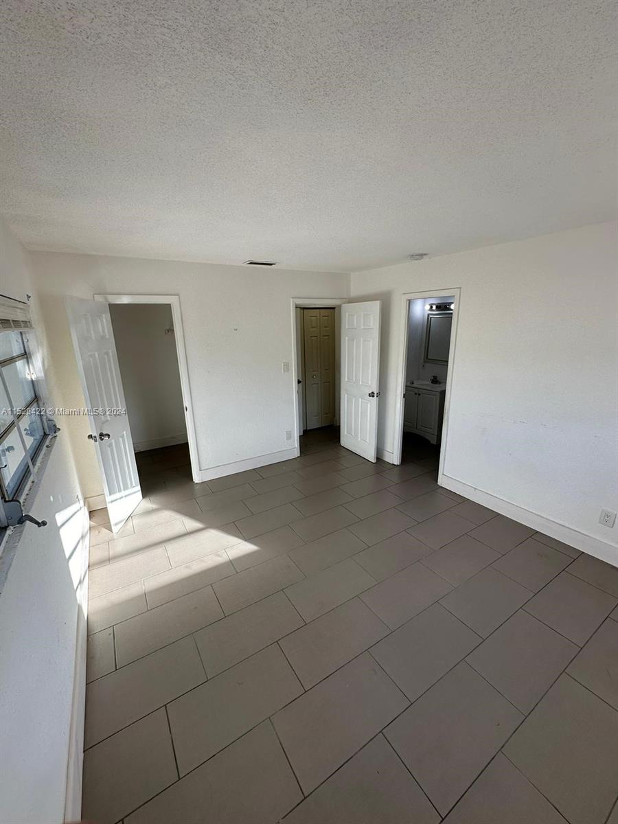 BROWARD PARK - Residential Lease