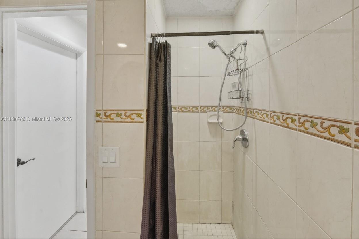 VILLA HOMES AT THE MOORS - Residential