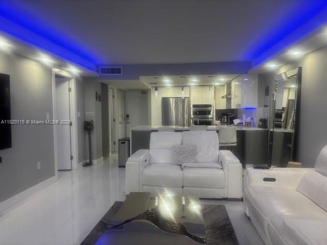 ARLEN HOUSE EAST CONDO - Residential