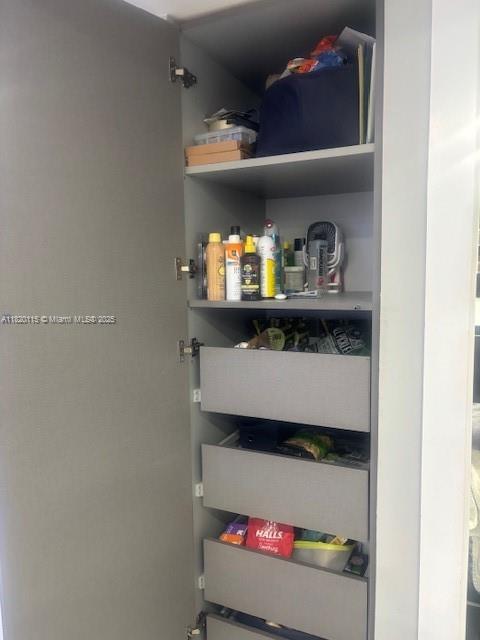 ARLEN HOUSE EAST CONDO - Residential