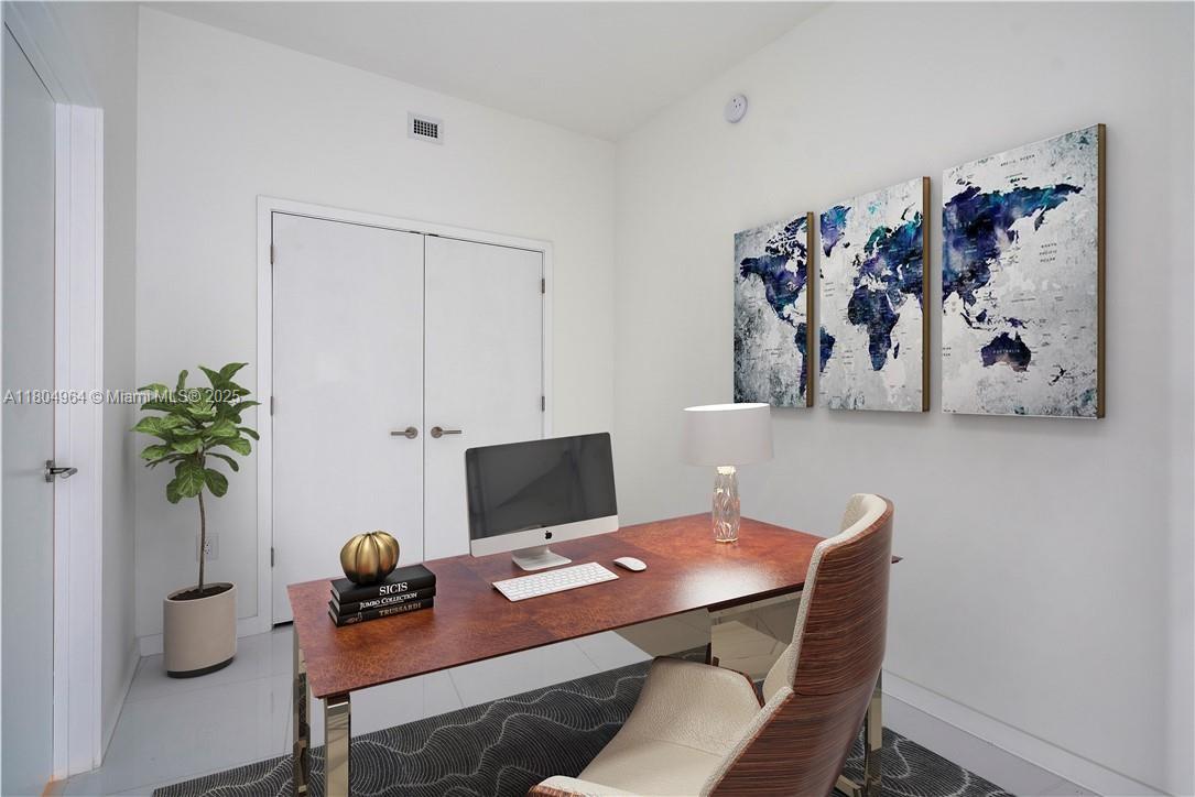 PARAMOUNT MIAMI WORLDCENT - Residential