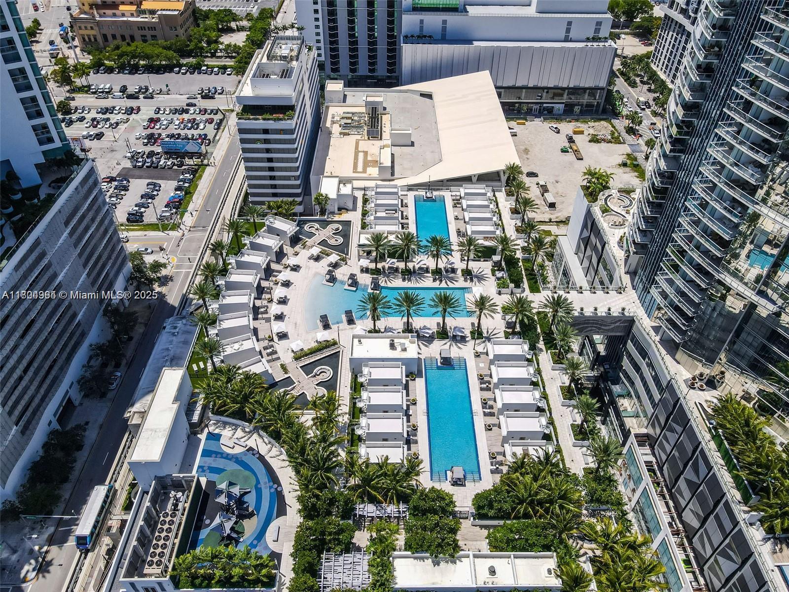 PARAMOUNT MIAMI WORLDCENT - Residential