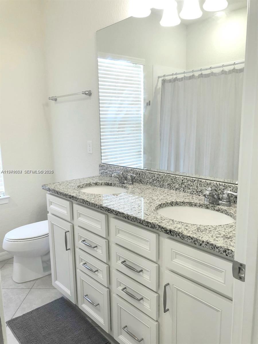 PRESTON SQUARE - Residential