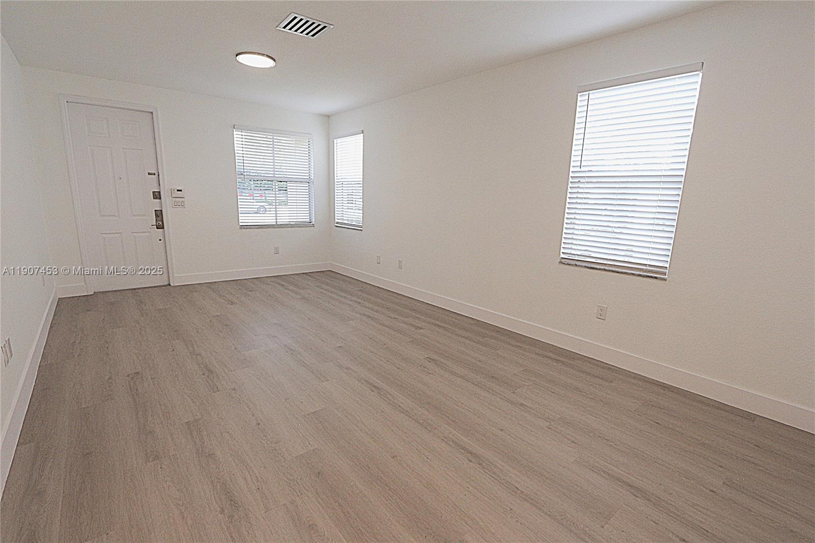 SORRENTO TOWNHOMES - Residential