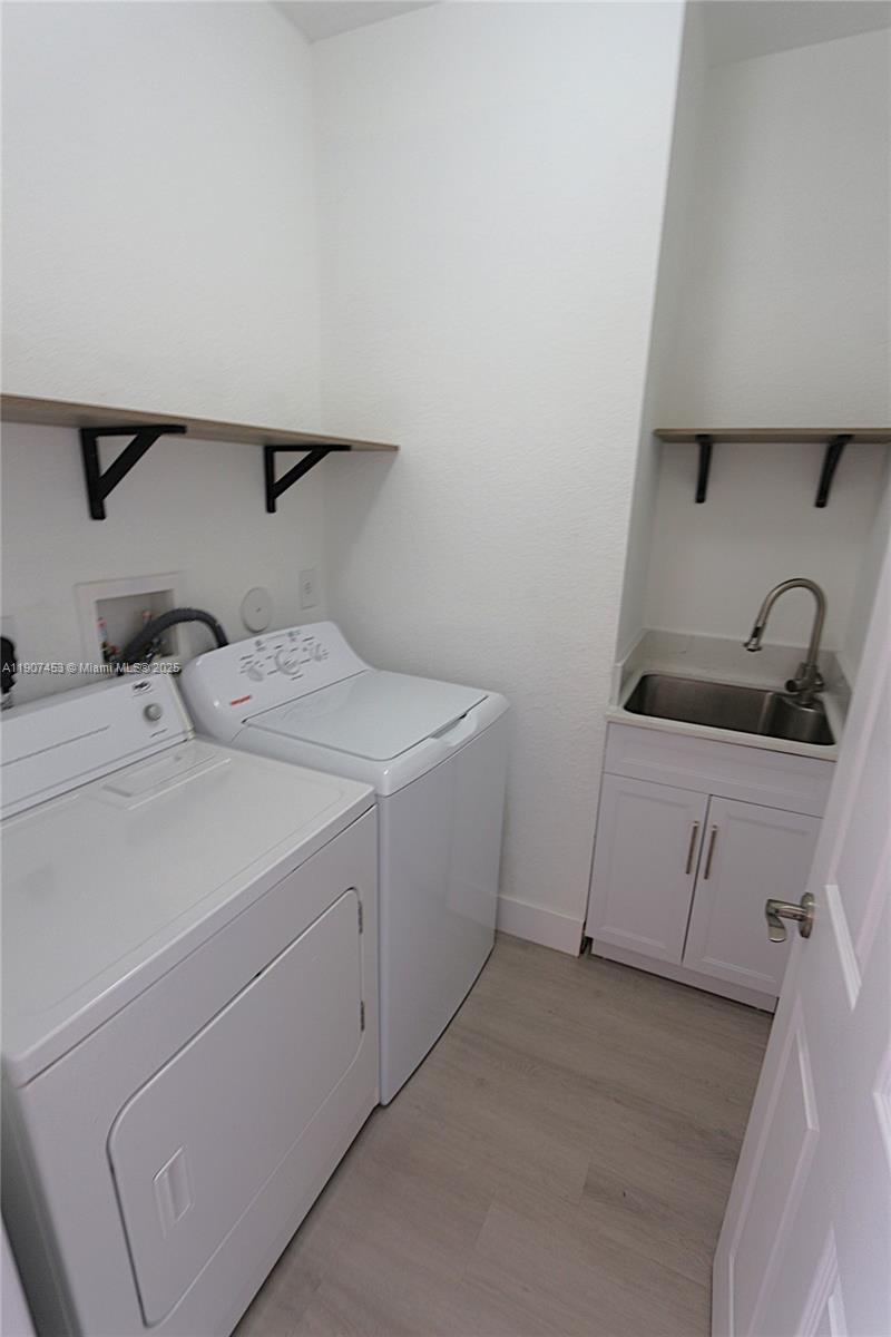 SORRENTO TOWNHOMES - Residential