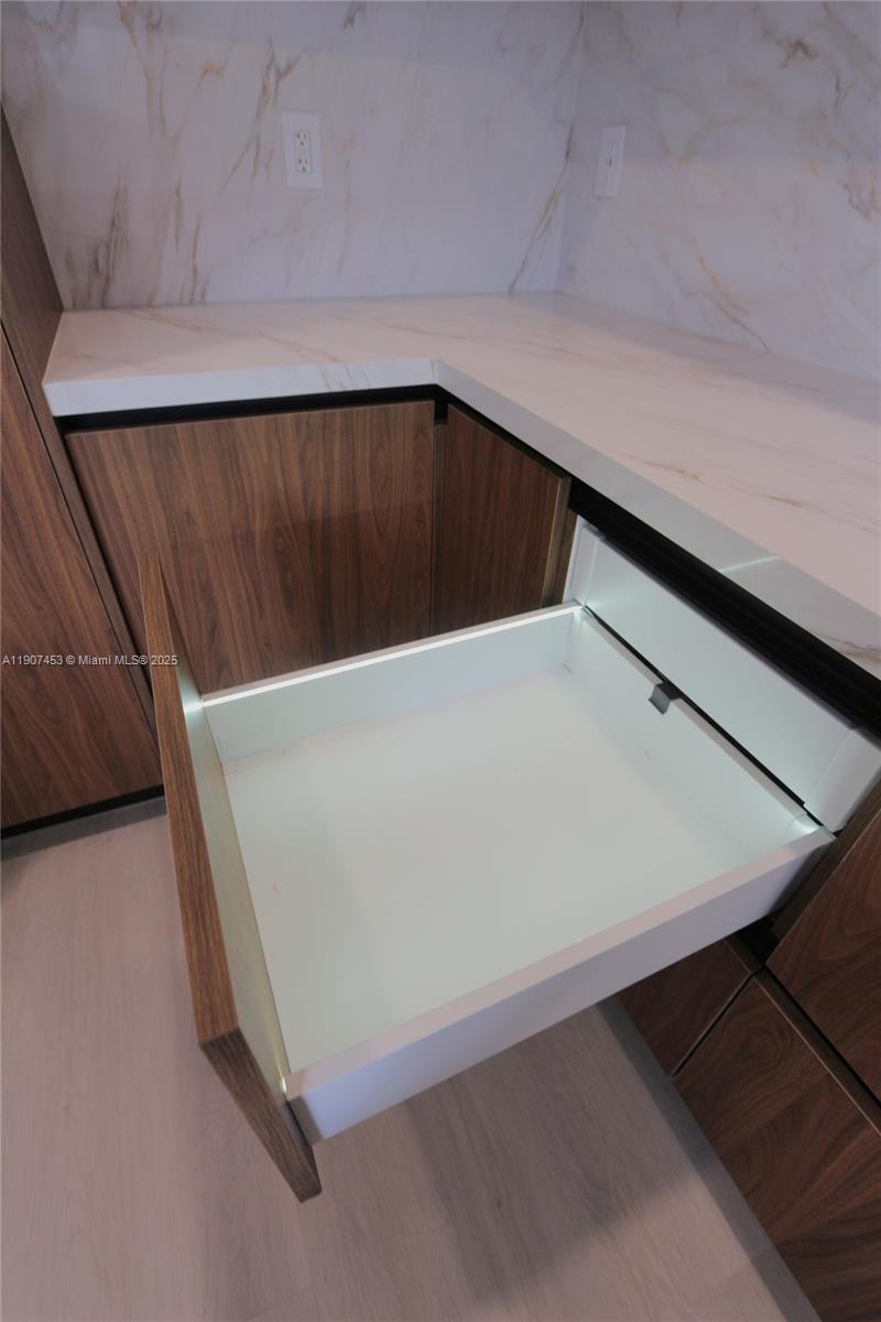 SORRENTO TOWNHOMES - Residential