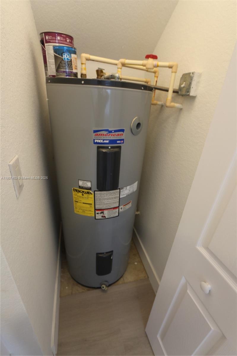 SORRENTO TOWNHOMES - Residential