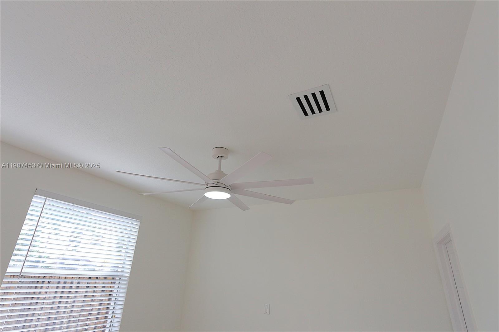 SORRENTO TOWNHOMES - Residential