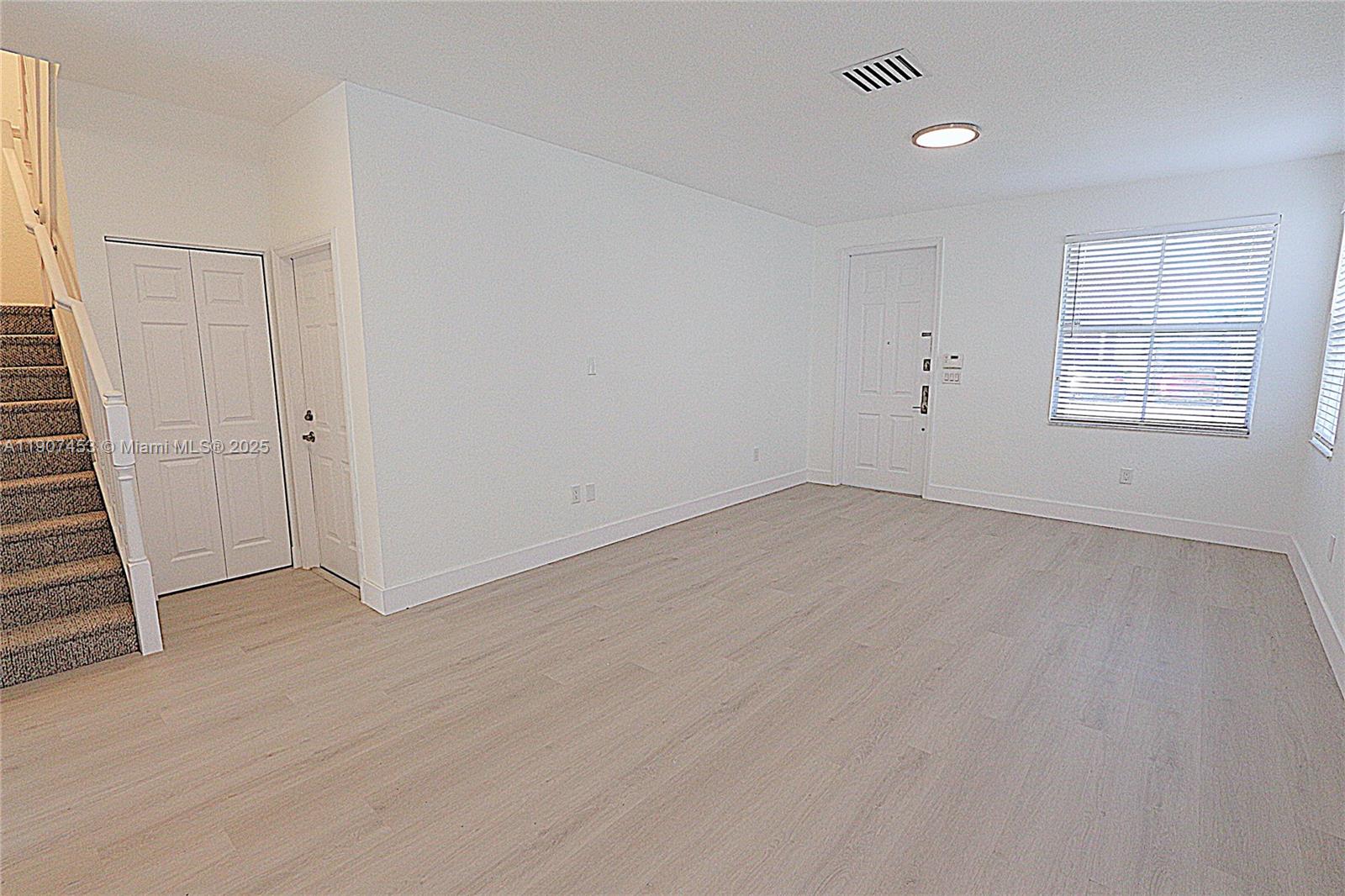 SORRENTO TOWNHOMES - Residential