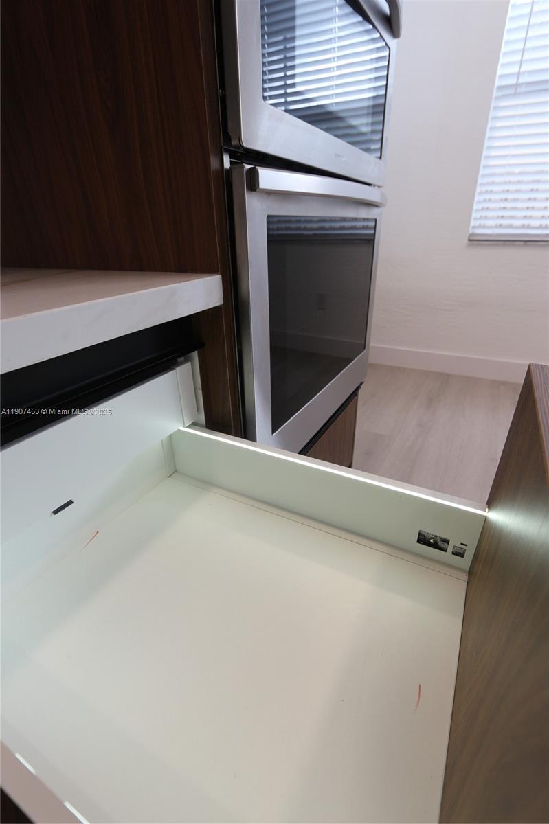 SORRENTO TOWNHOMES - Residential