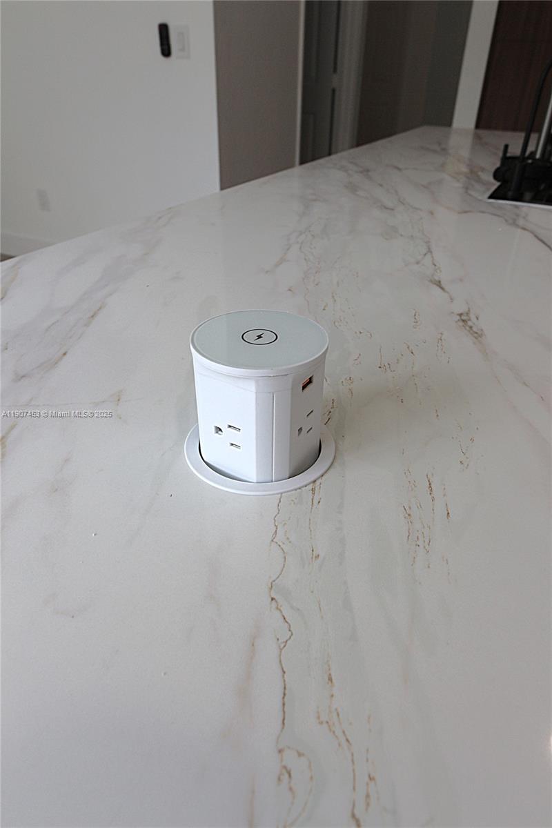 SORRENTO TOWNHOMES - Residential