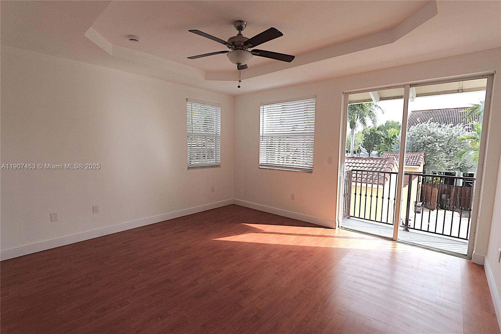 SORRENTO TOWNHOMES - Residential