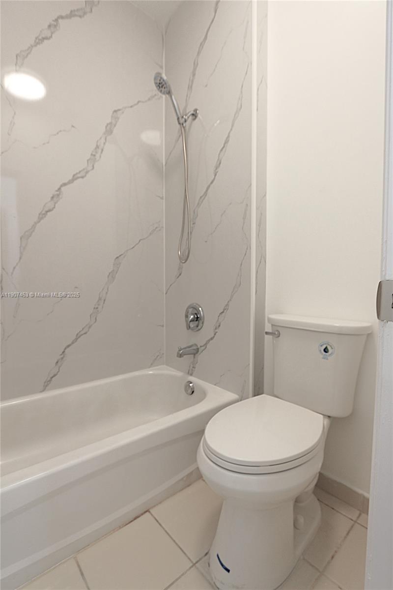 SORRENTO TOWNHOMES - Residential