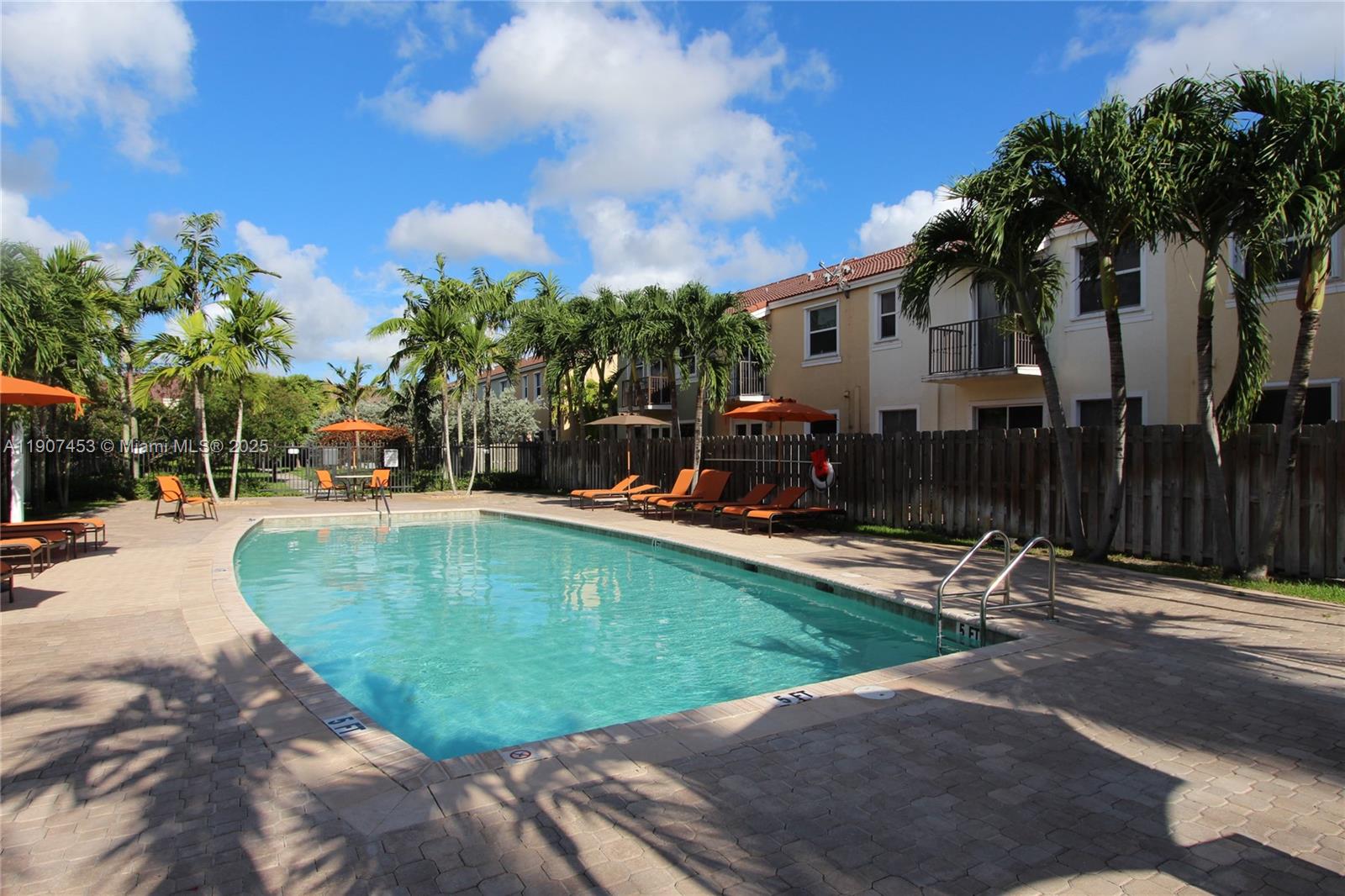 SORRENTO TOWNHOMES - Residential