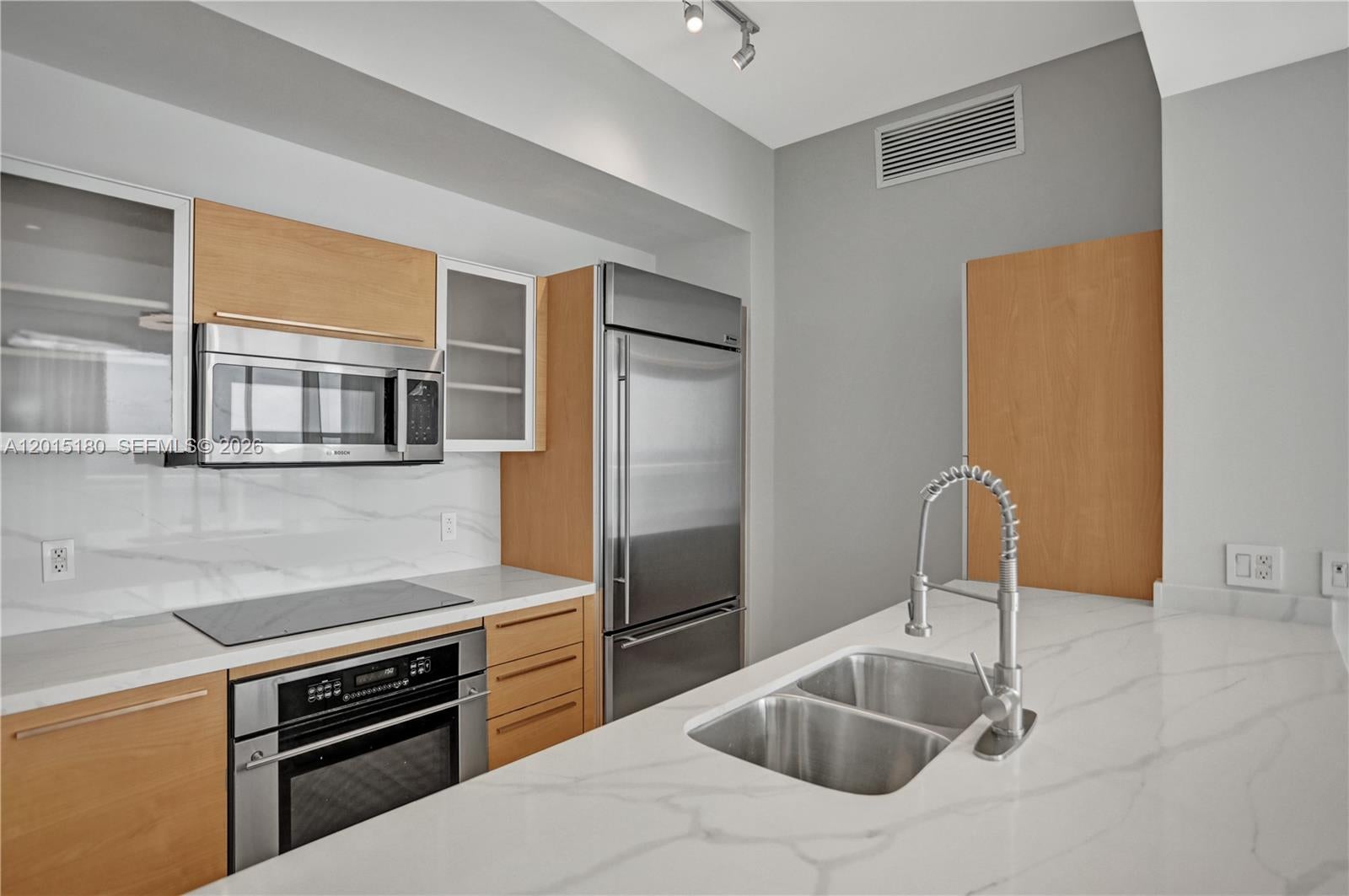 950 Brickell Bay Dr 4610