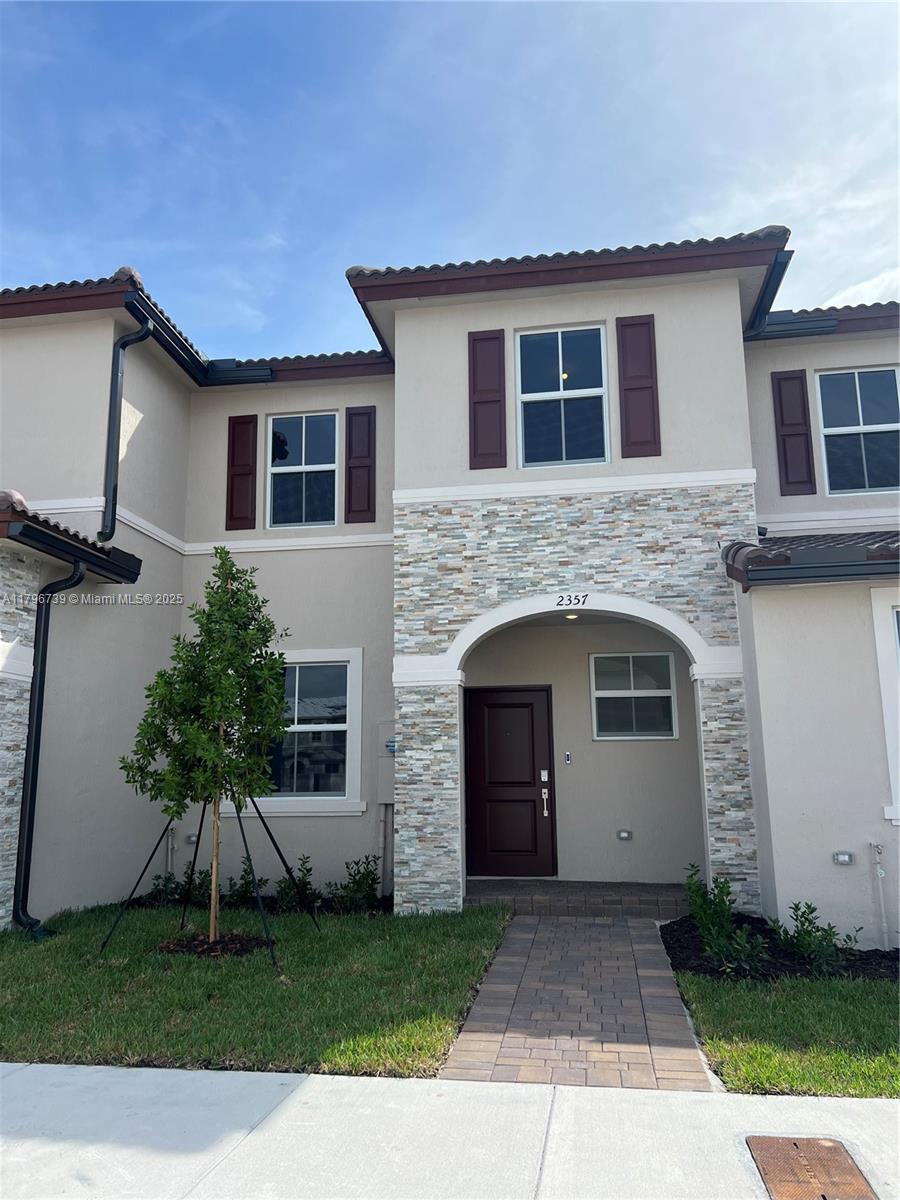 Address Not Disclosed, Miami, Broward County, Florida - 3 Bedrooms  
3 Bathrooms - 
