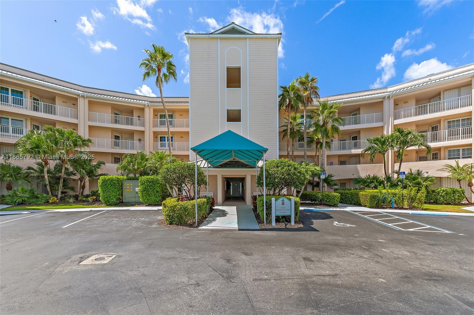 BAYVIEW AT INDIAN RIVER P - Residential