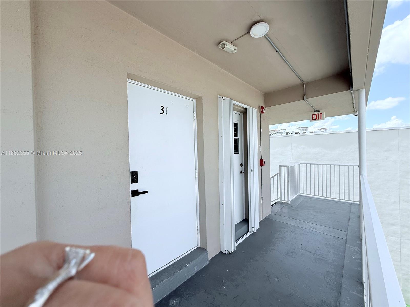 SANTONA CONDO - Residential