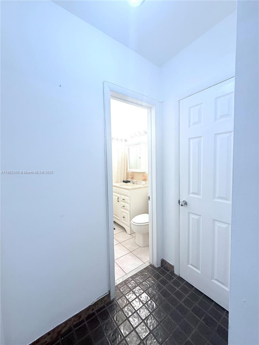SANTONA CONDO - Residential