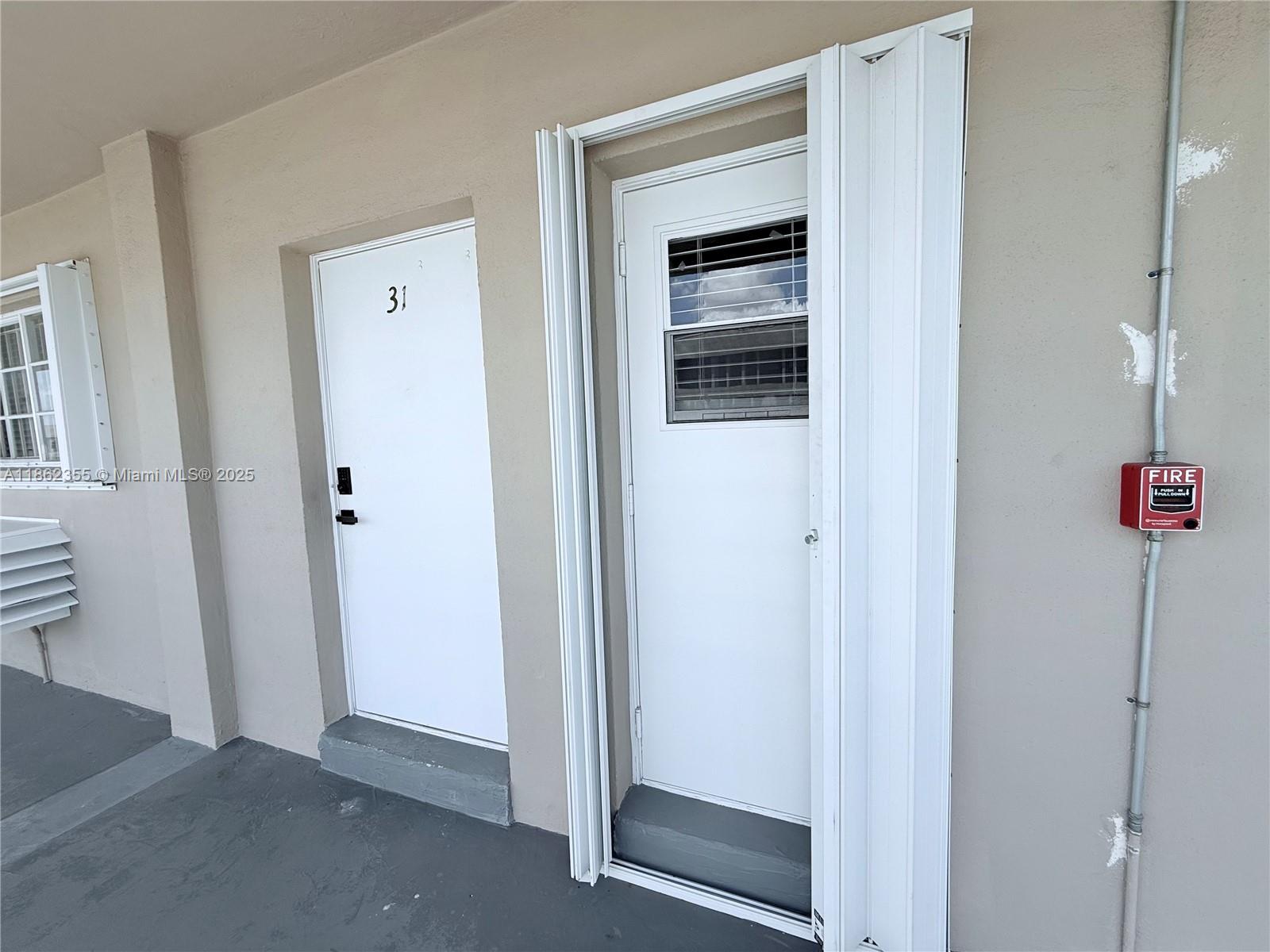 SANTONA CONDO - Residential