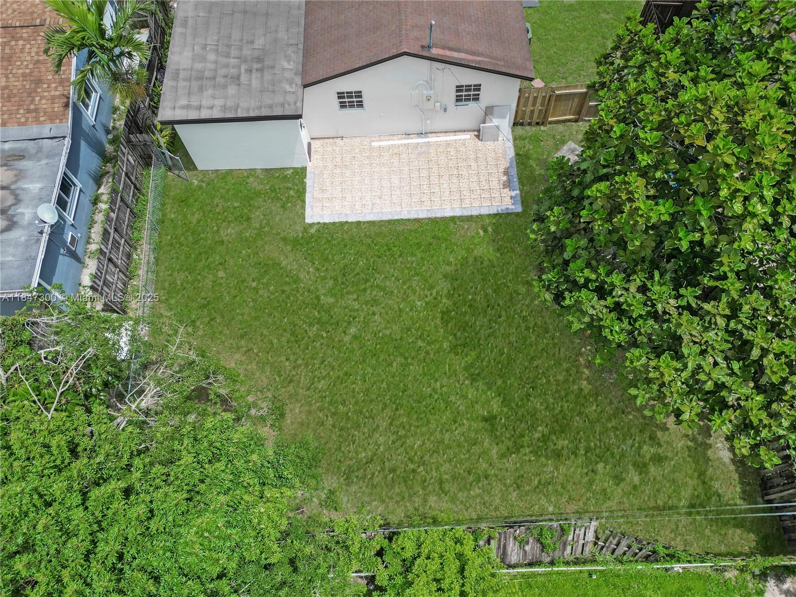 SUNRISE GOLF VILLAGE SEC - Residential