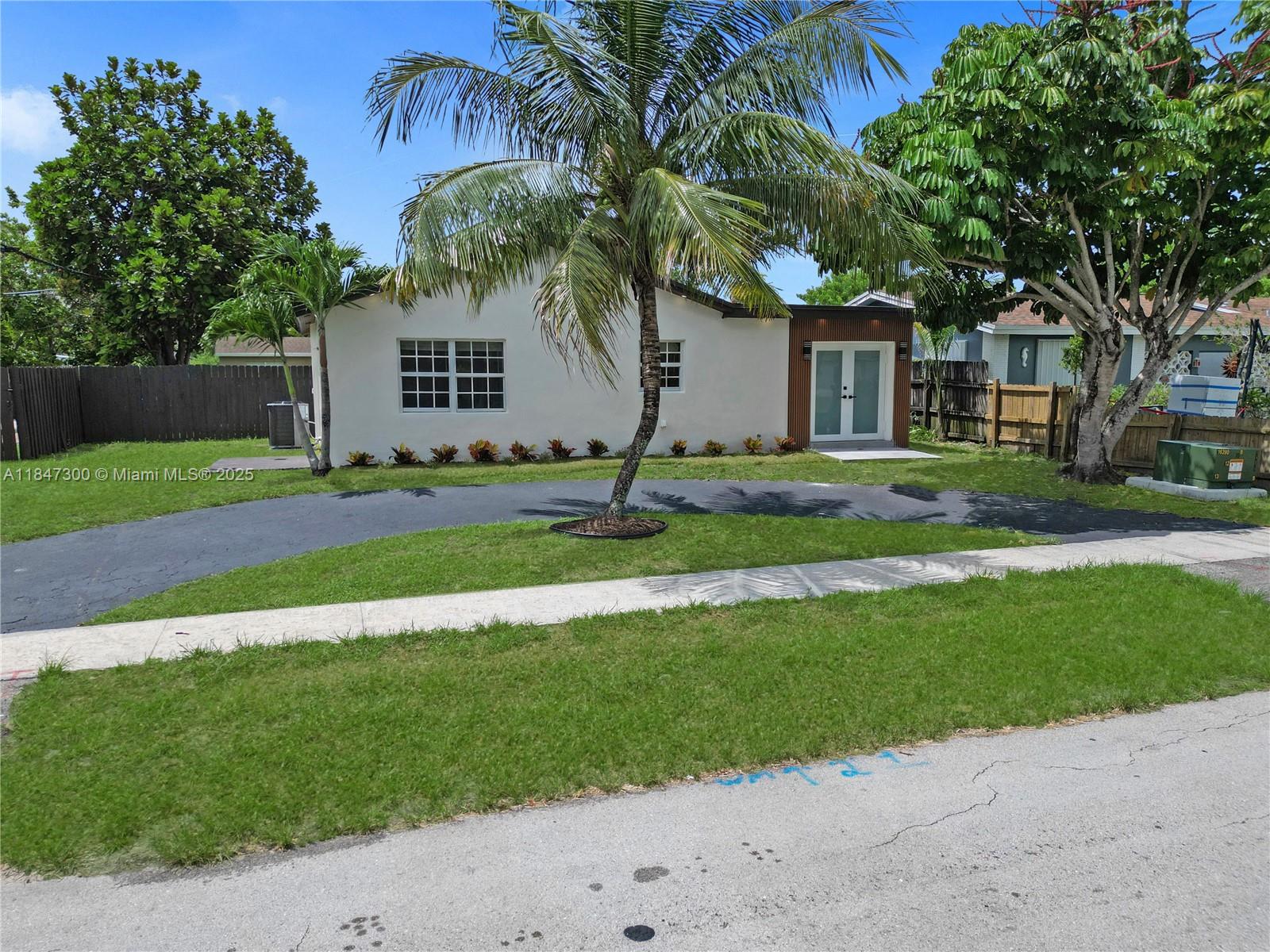 SUNRISE GOLF VILLAGE SEC - Residential