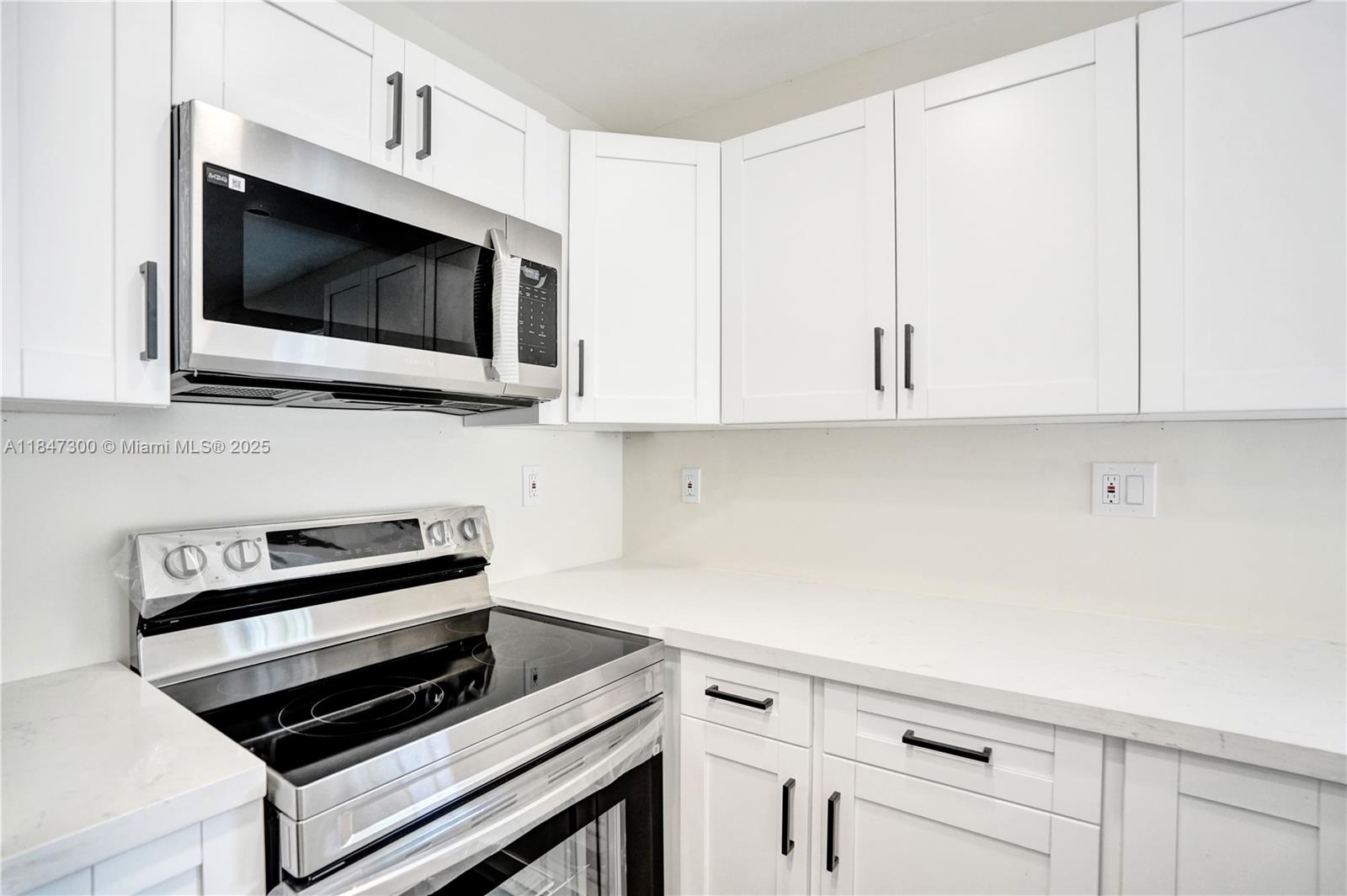 SUNRISE GOLF VILLAGE SEC - Residential