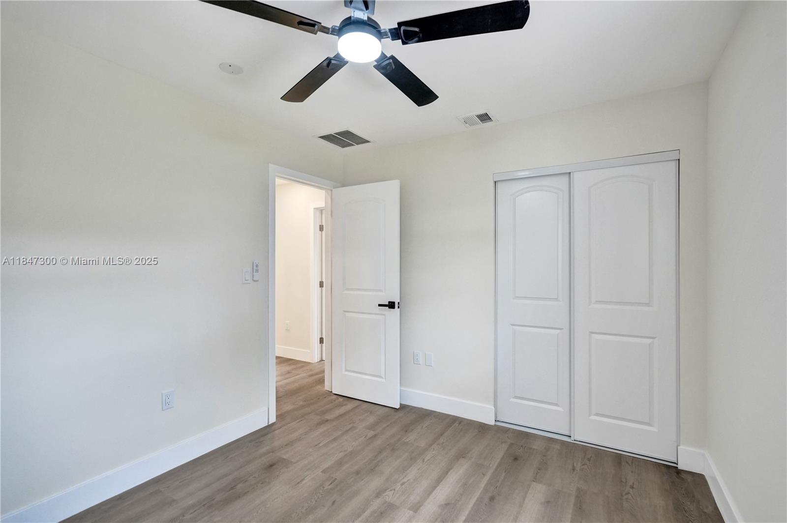 SUNRISE GOLF VILLAGE SEC - Residential