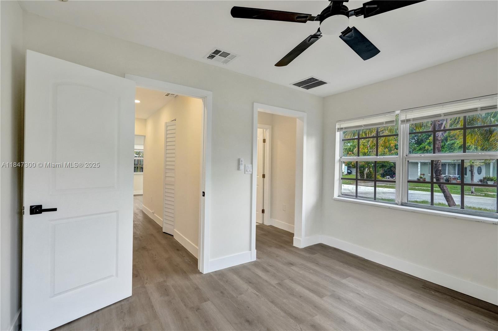 SUNRISE GOLF VILLAGE SEC - Residential