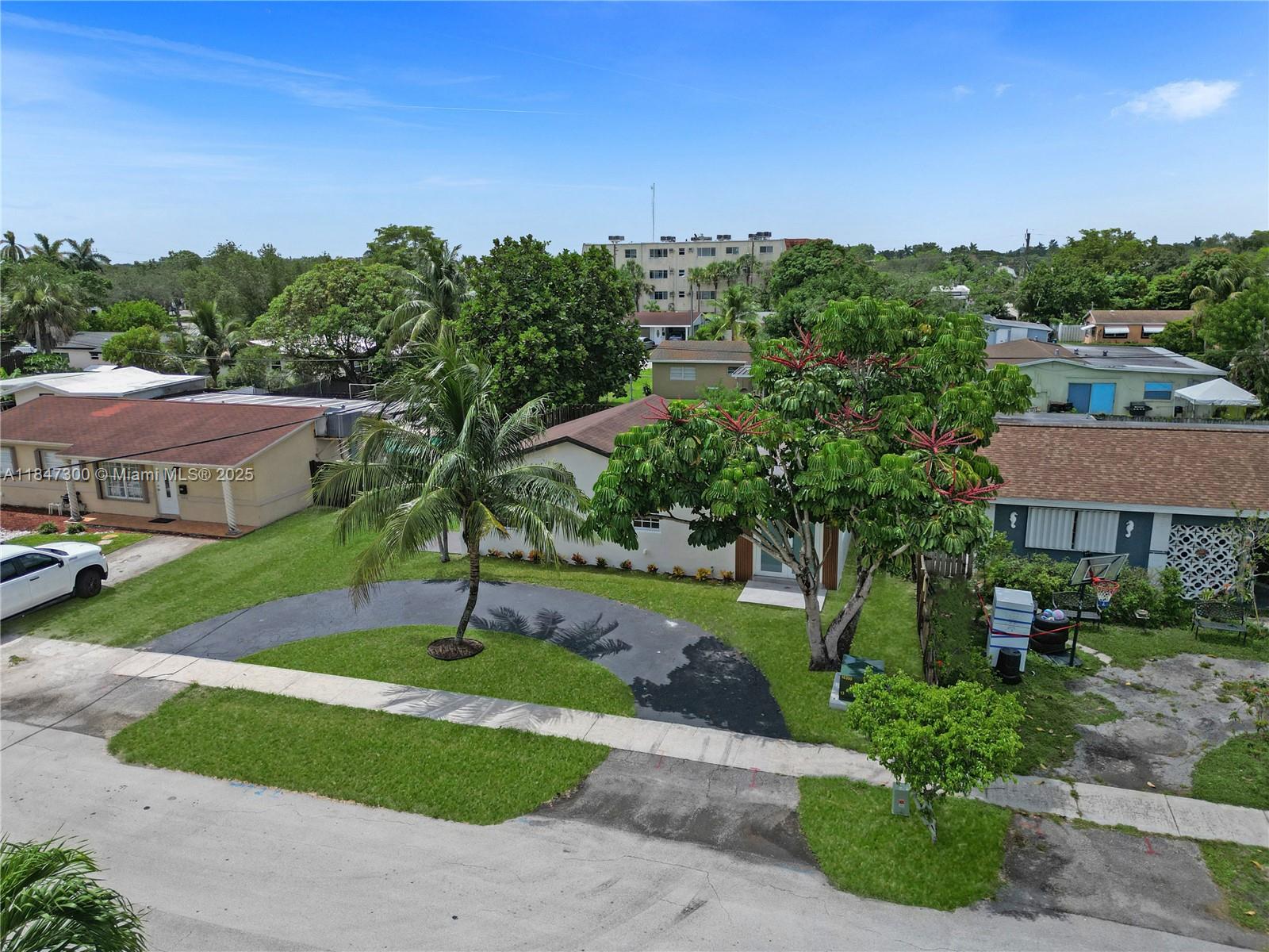 SUNRISE GOLF VILLAGE SEC - Residential