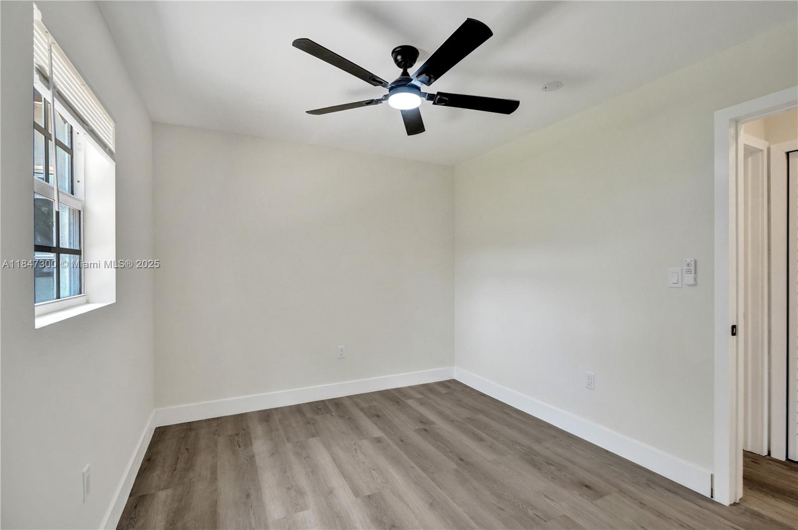 SUNRISE GOLF VILLAGE SEC - Residential