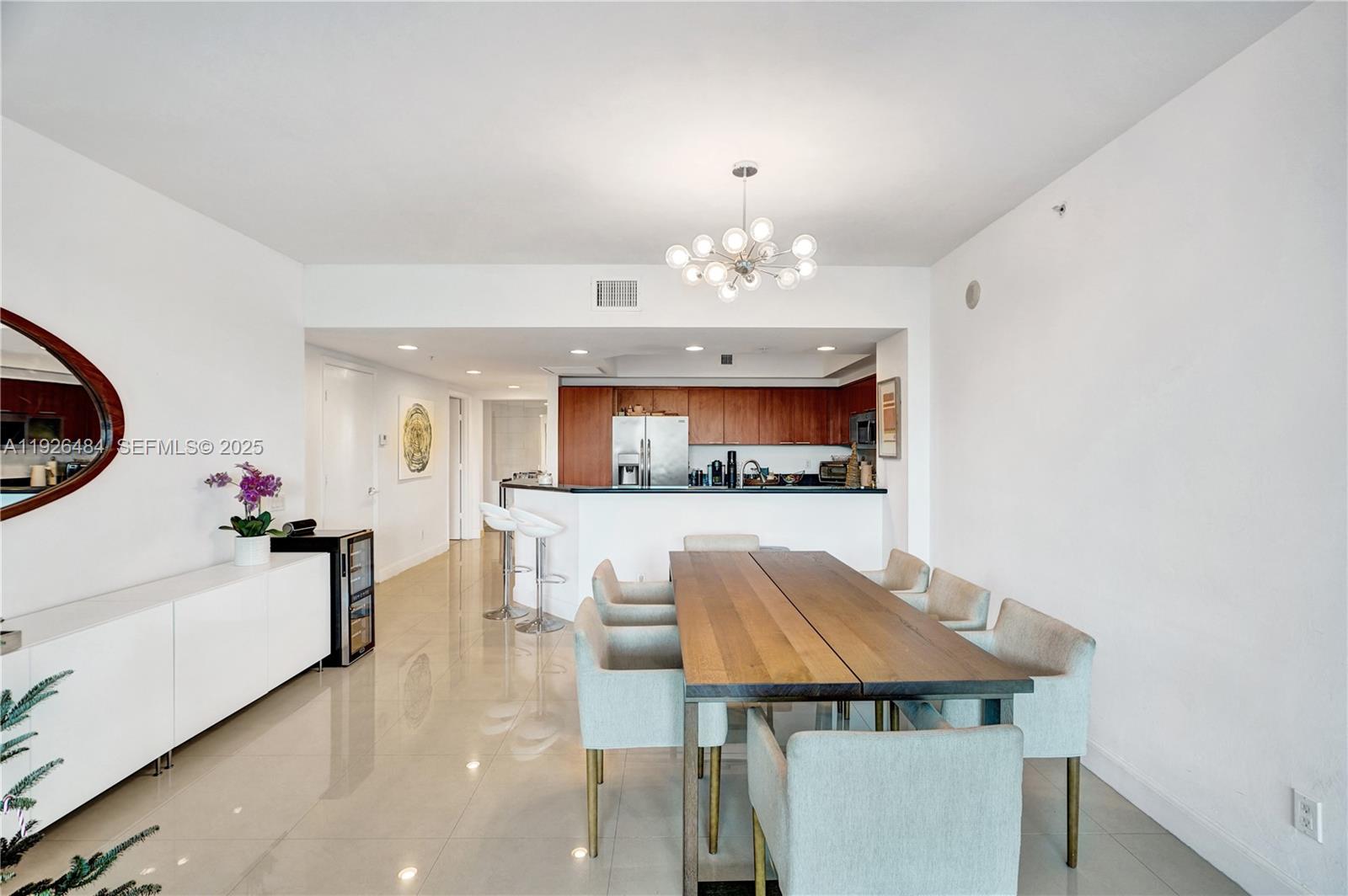 THE OAKS I CONDO - Residential