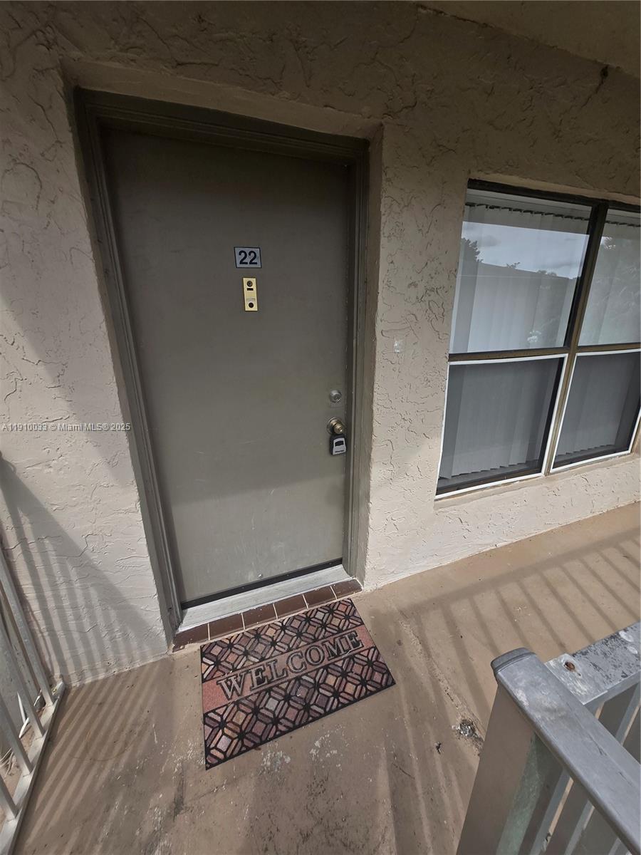 ROZLAND CONDO - Residential Lease