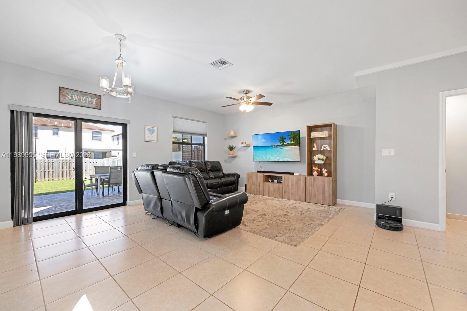 CAMPO BELLO - Residential