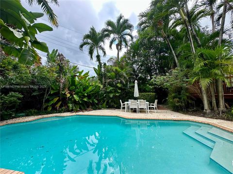 A home in Pinecrest